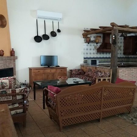 Cortijo El Cercadillo Guest House Bedmar y Garciez Bagian luar foto
