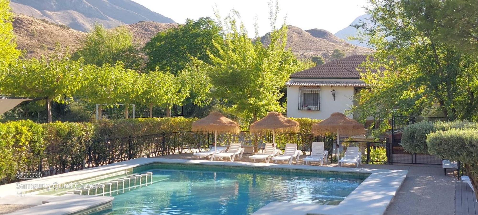Cortijo El Cercadillo Guest House Bedmar y Garciez Ruang foto